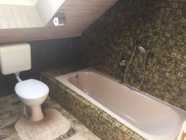 Duesseldorfer Privatzimmer Buitenkant foto