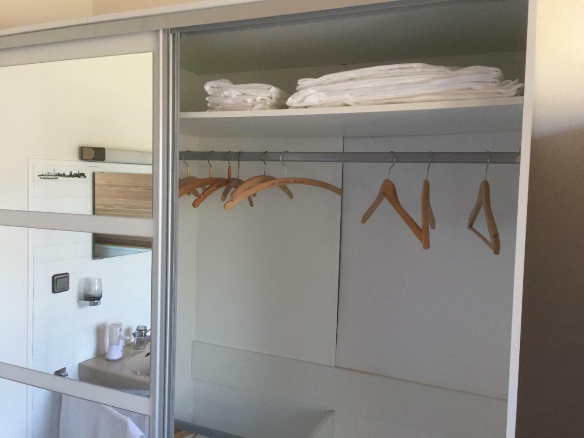 Duesseldorfer Privatzimmer Buitenkant foto