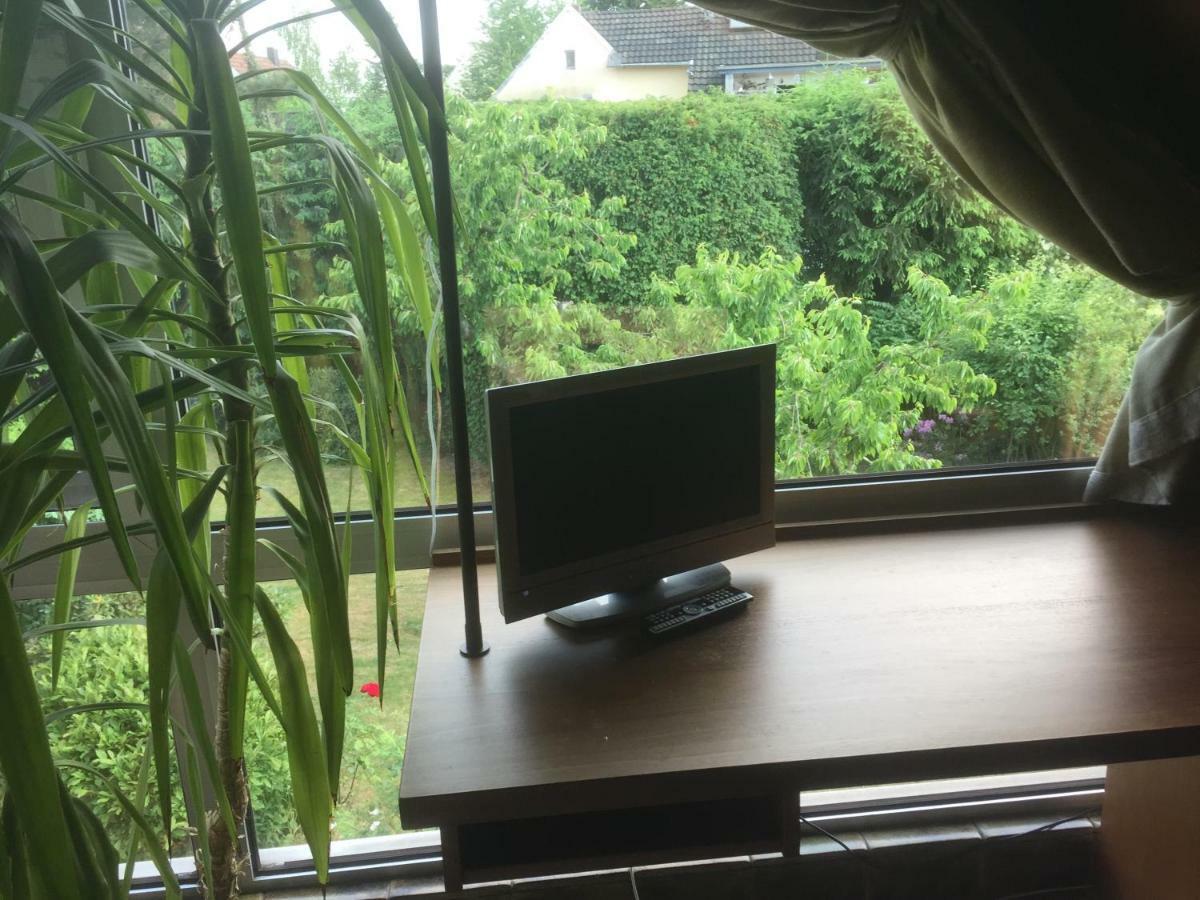 Duesseldorfer Privatzimmer Buitenkant foto